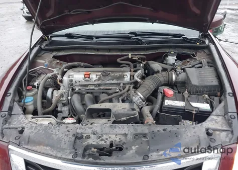 2010 Honda Accord 2.4 Lx из США, поврежденный, VIN 1HGCP2F3XAA184639